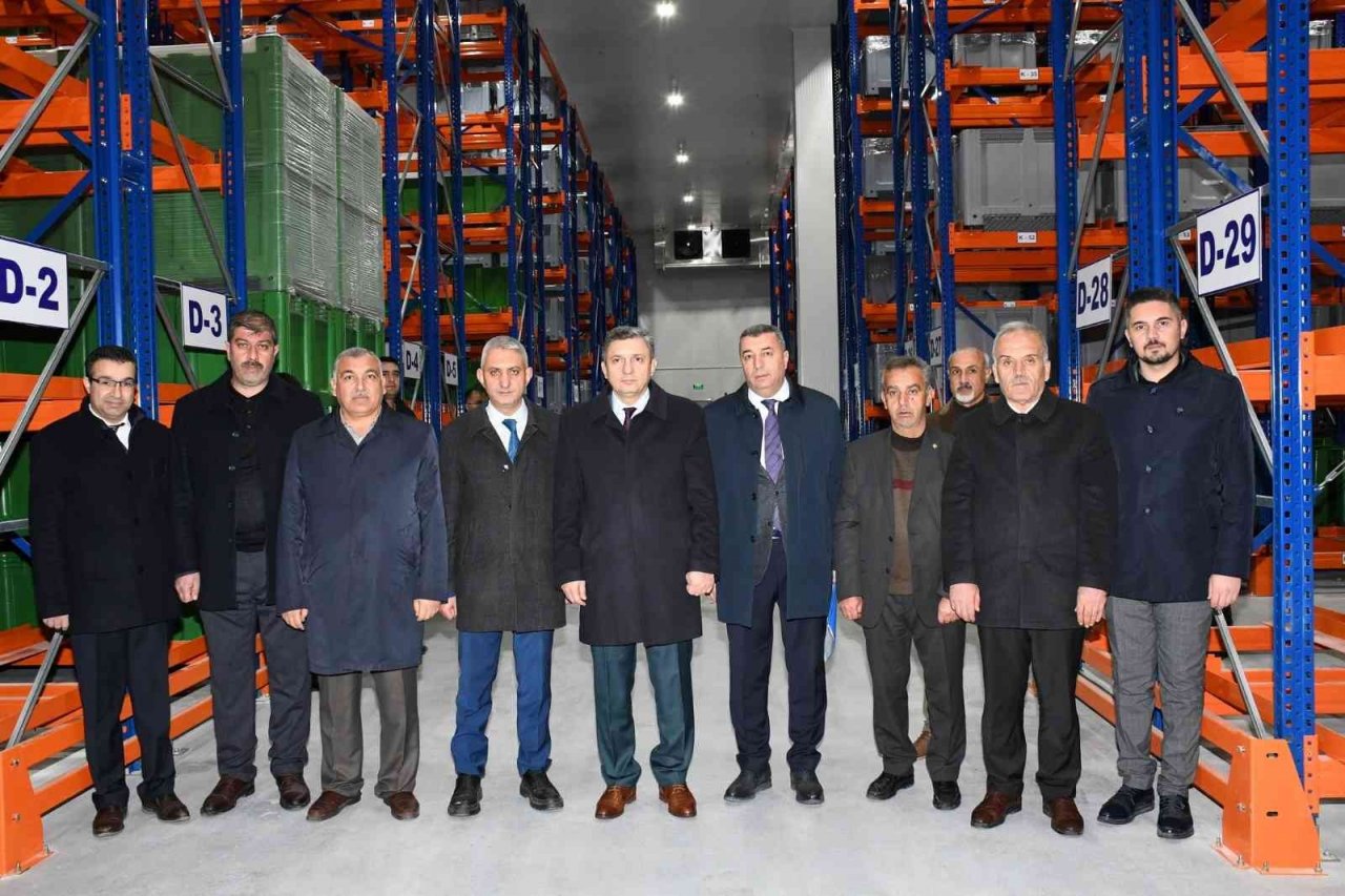 Kuru kayısı lisanslı deposu ile üreticilere kolaylık sağlanıyor