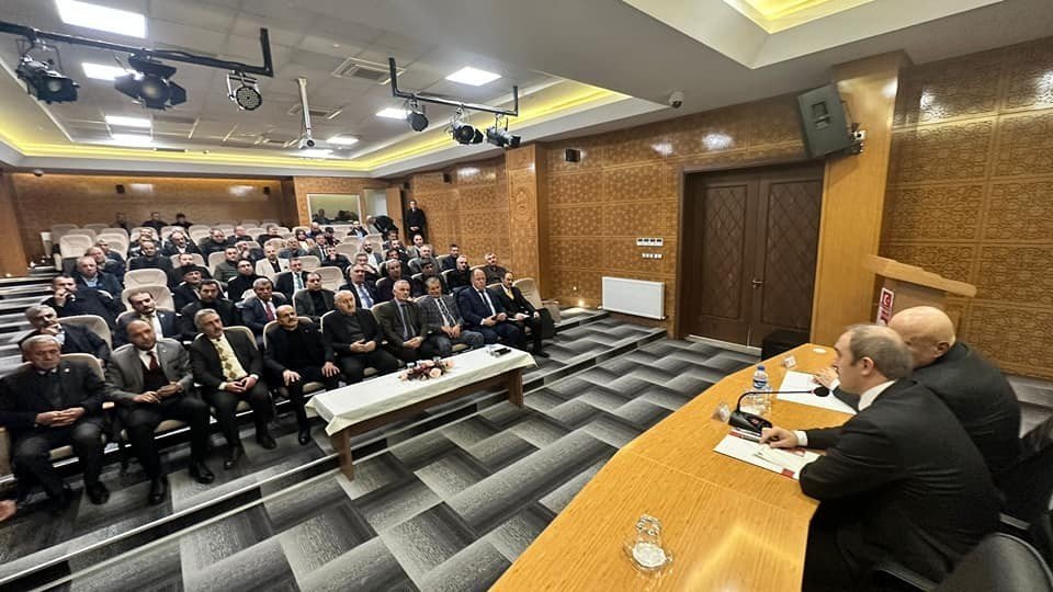 Bayburt İl Özel İdarespor’un durumuyla ilgili istişare toplantısı düzenlendi