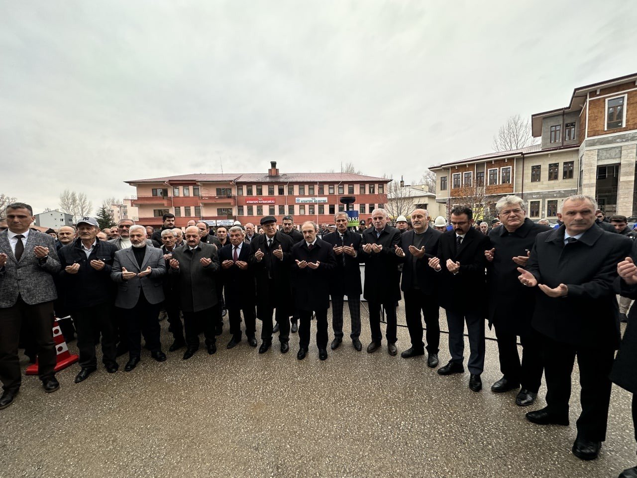 Bayburt’un ilçeleri doğalgazla buluştu