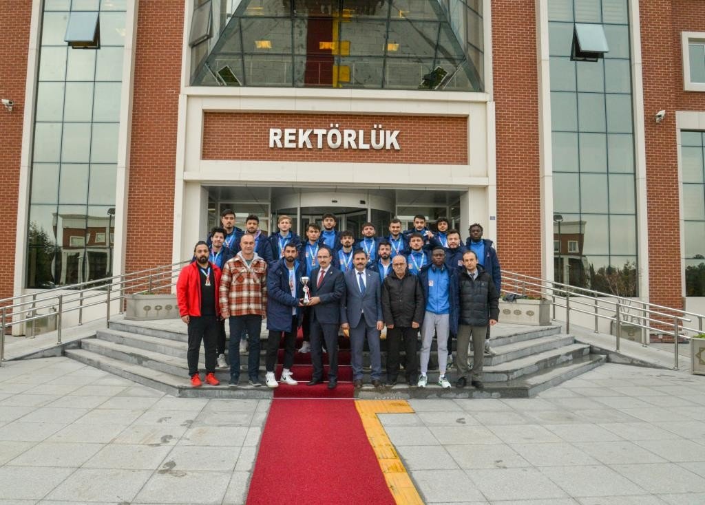 BŞEÜ’de def süper lig