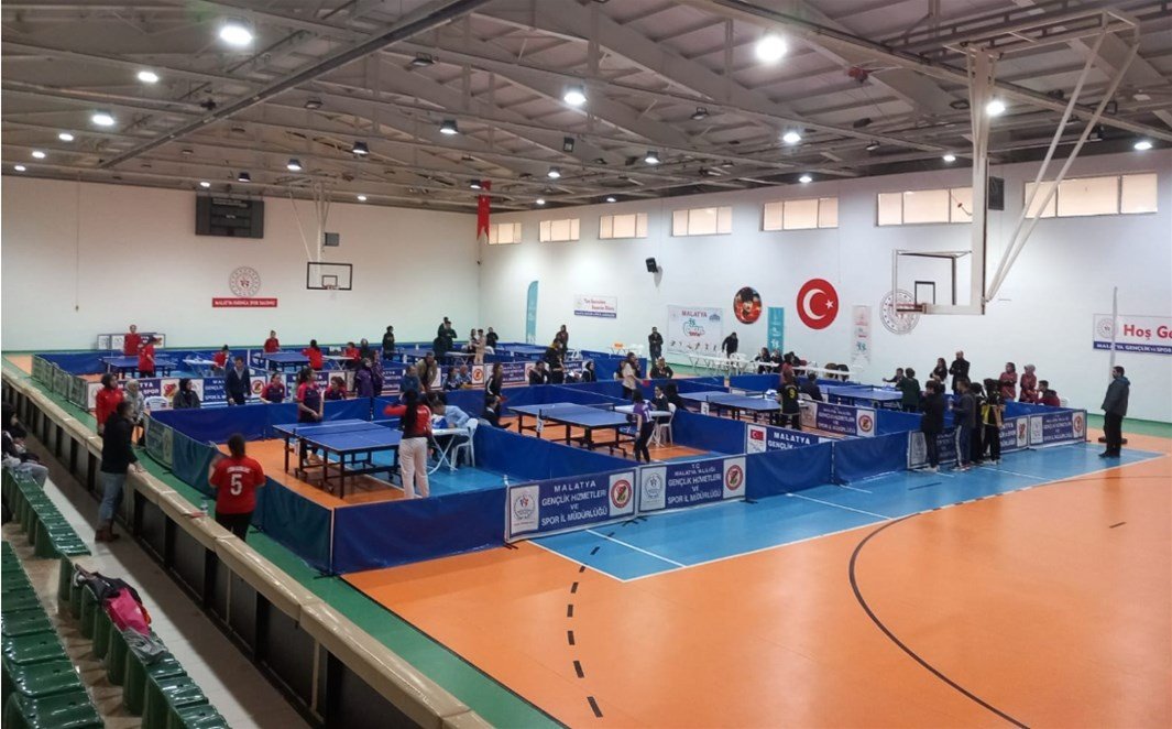 Bölge şampiyonasına katılabilmek için ter döktüler