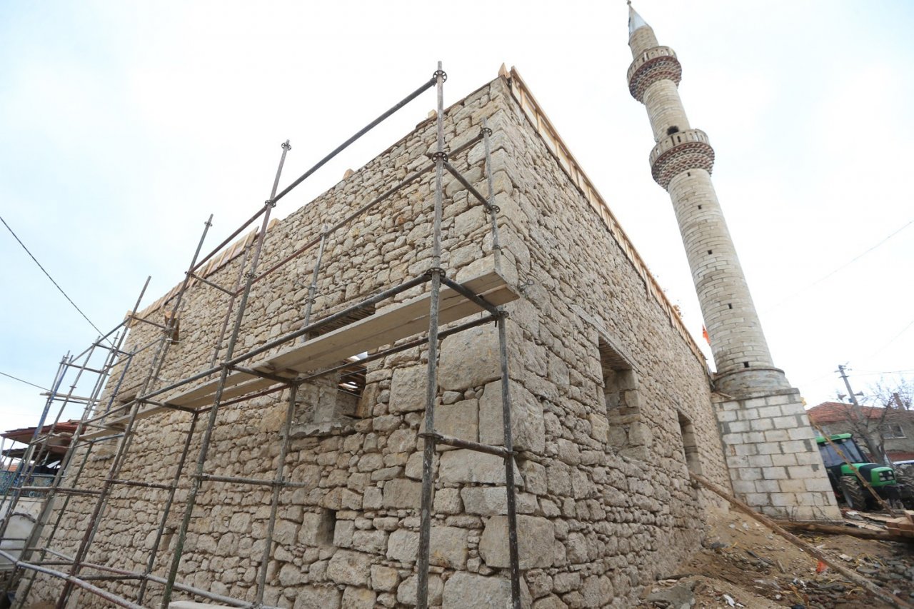 Belenardıç’ın ardından asırlık Kurtluca Camisi de turizme kazandırılıyor