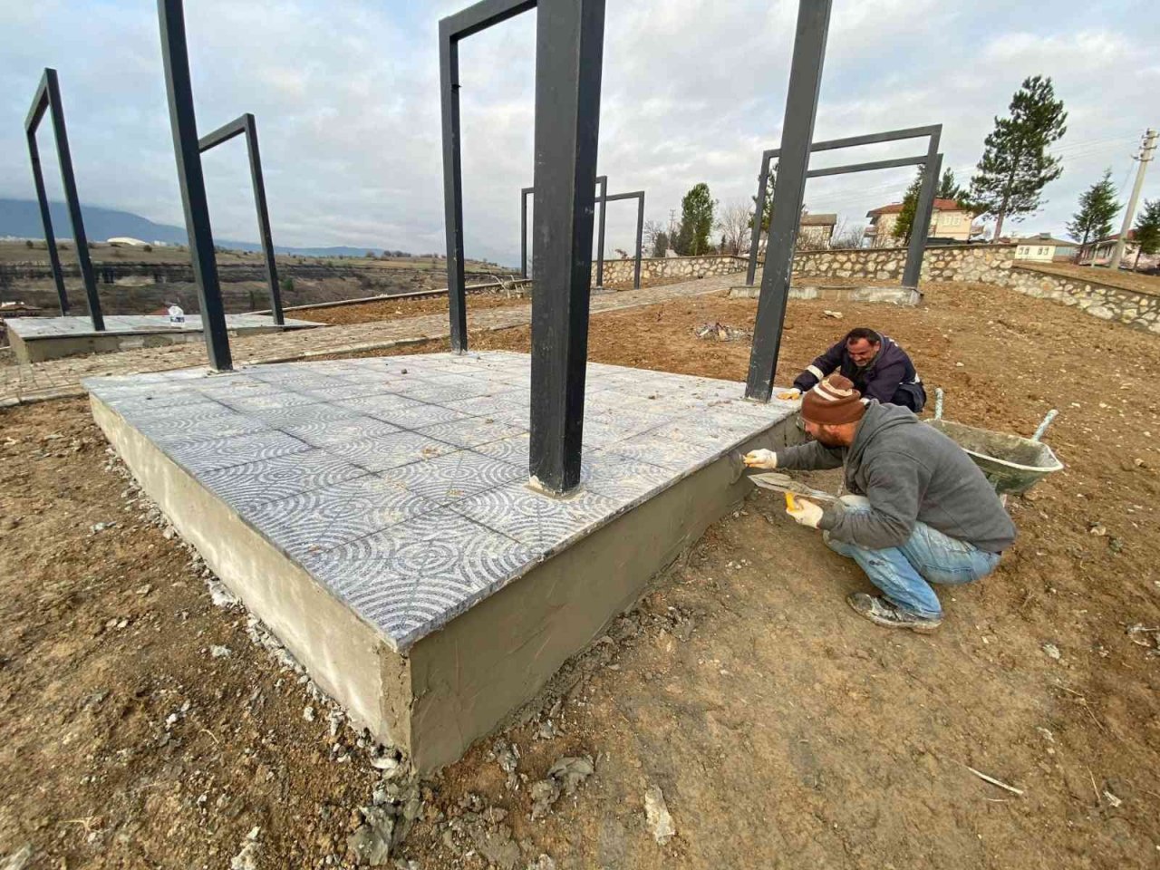 Tarihi ilçede çevre düzenlemesi çalışmaları sürüyor