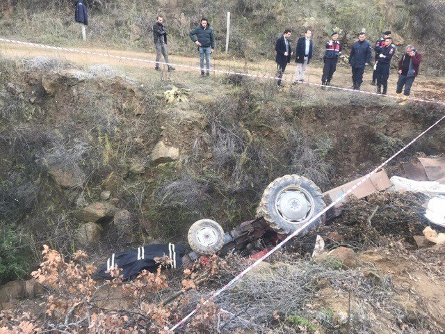 Sarıgöl’de traktör kazası: 1 ölü