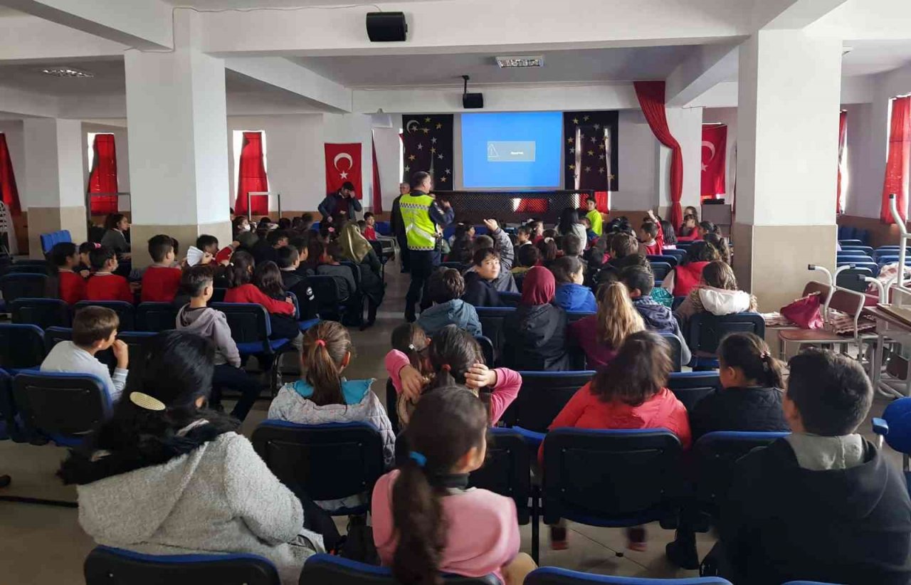 Köyceğizli öğrencilere trafik eğitimi