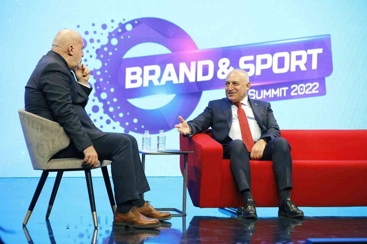 Mehmet Büyükekşi: "Türkiye’deki futbolun marka değerini arttırmamız gerekiyor"
