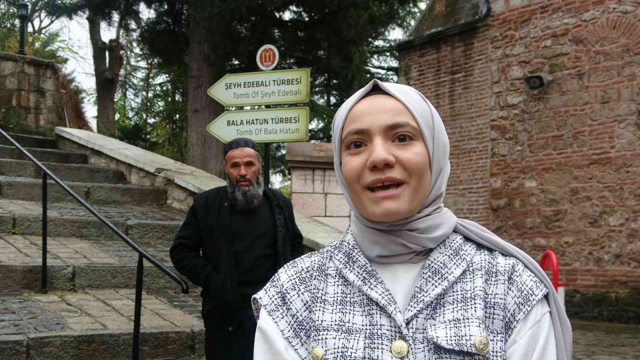 O yarışma sonrası Osman Gazi’nin eşi Bala Hatun’un türbesine ziyaretçi akını