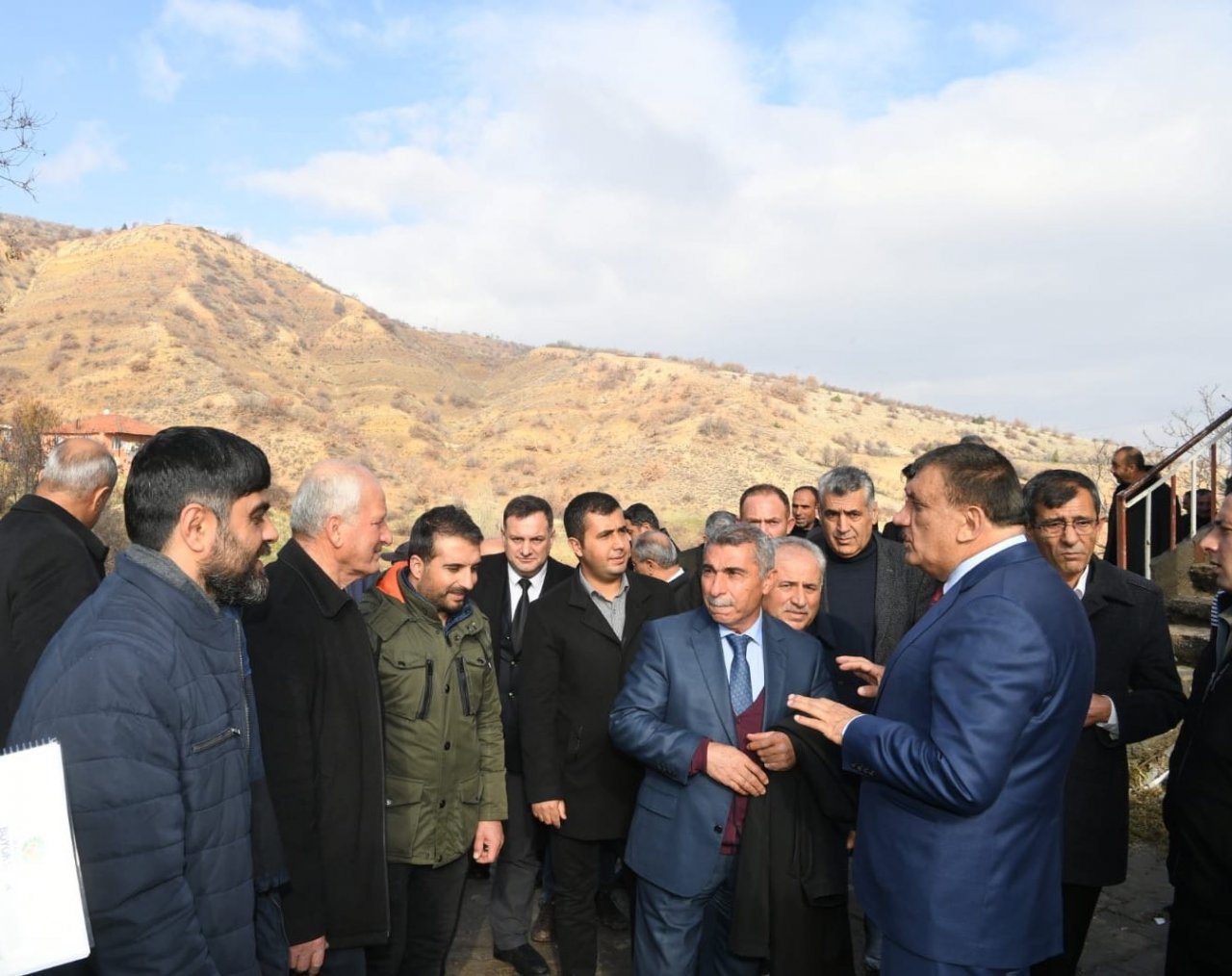 Başkan Gürkan, Akçadağ’da muhtarlar ile bir araya geldi