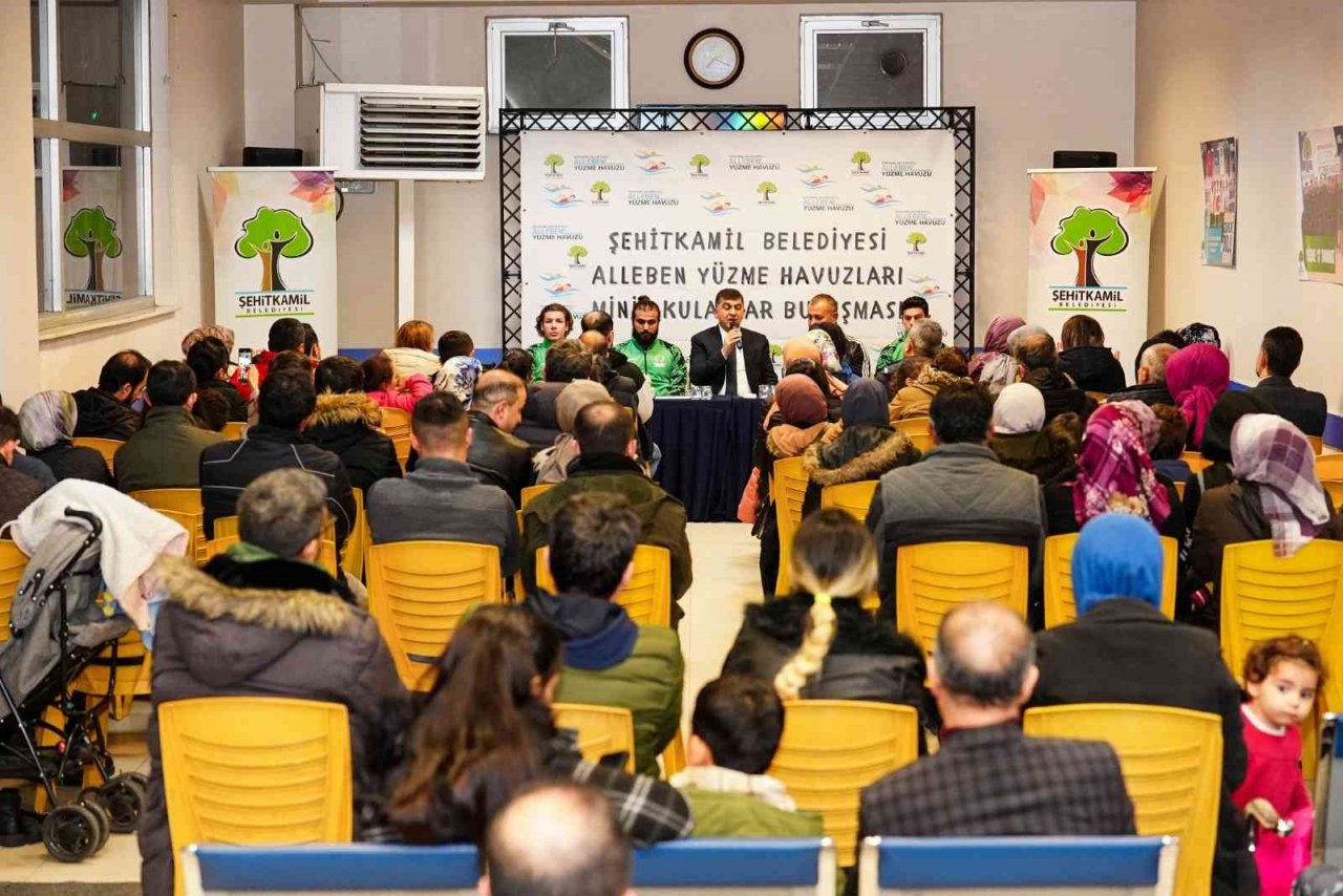 Fadıloğlu, geleceğin şampiyonları ile buluştu