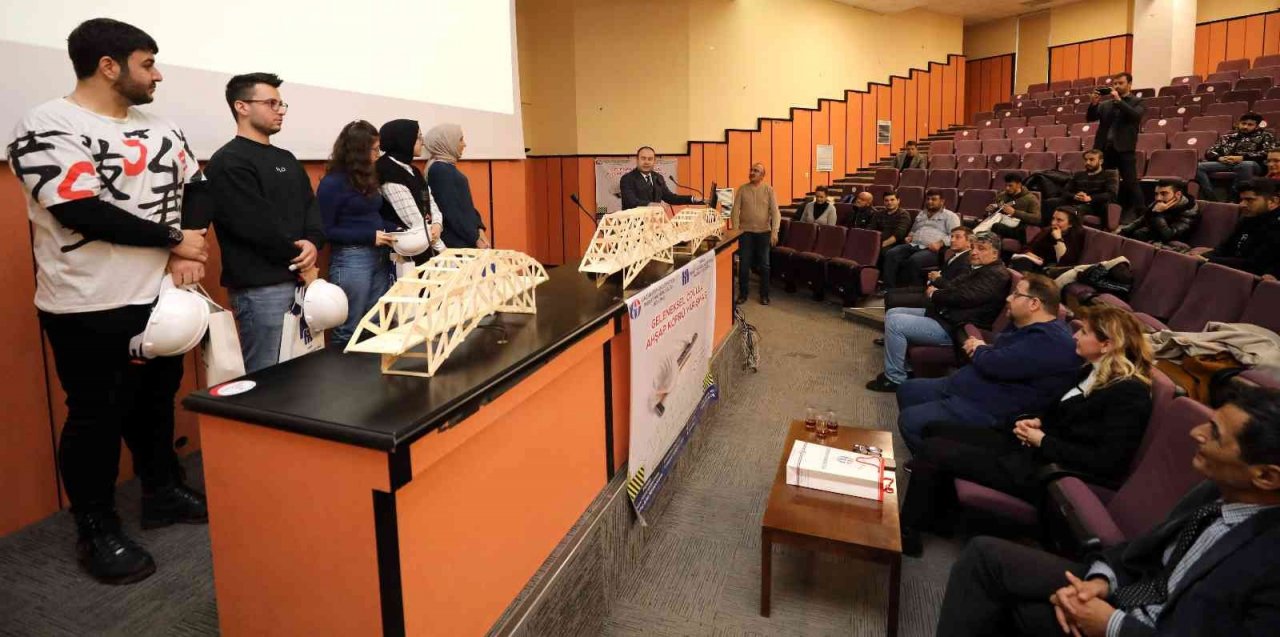 GAÜN’de ahşap köprü yarışması