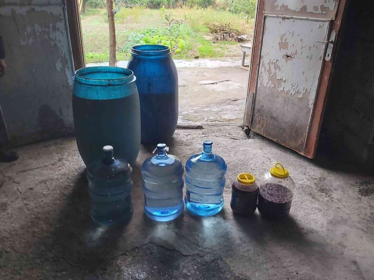 Hatay’da 760 kilogram sahte içki ele geçirildi