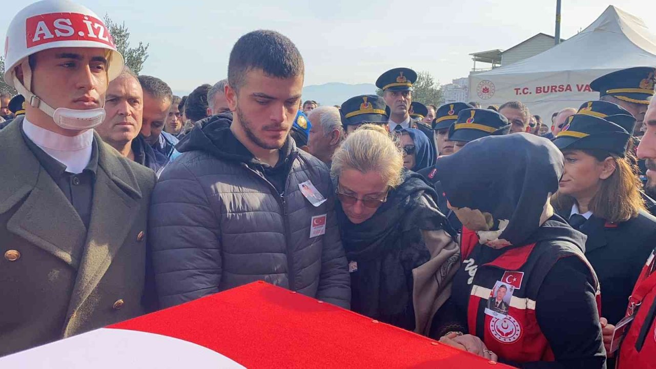 Şehit babası: "Bir Tunahan gider bin Tunahan gelir"