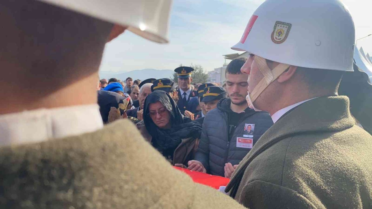 Şehit babası: "Bir Tunahan gider bin Tunahan gelir"