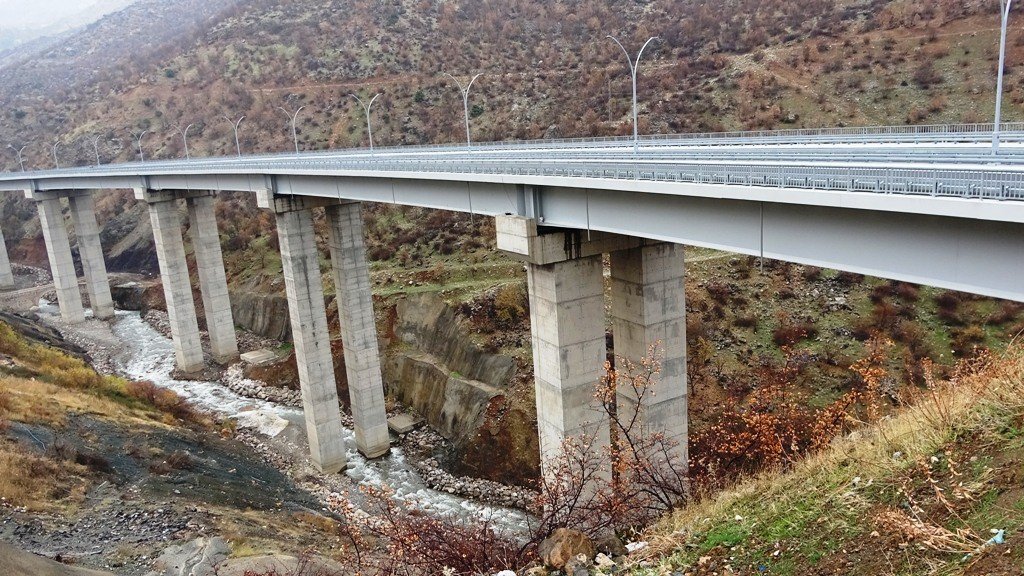 Mühendislik harikası ‘Bitlis Çayı Viyadüğü’ açılış için gün sayıyor