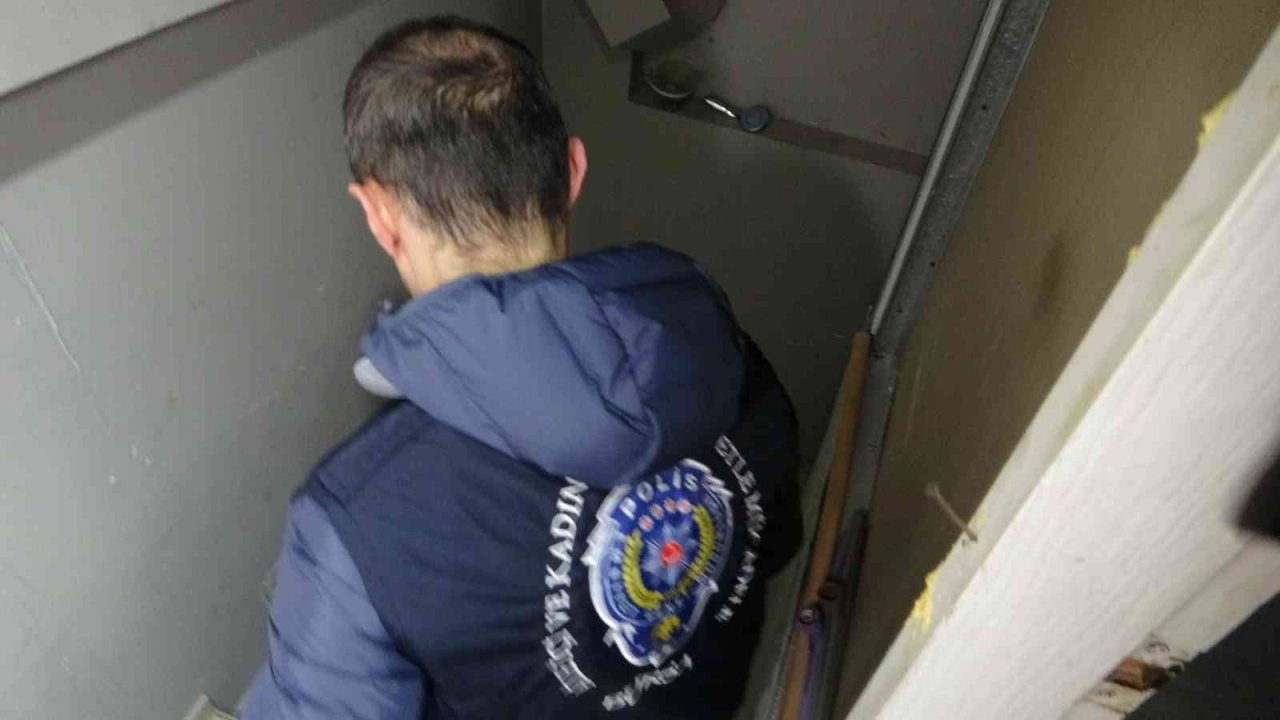 Bursa’da masaj salonlarına denetim yapıldı