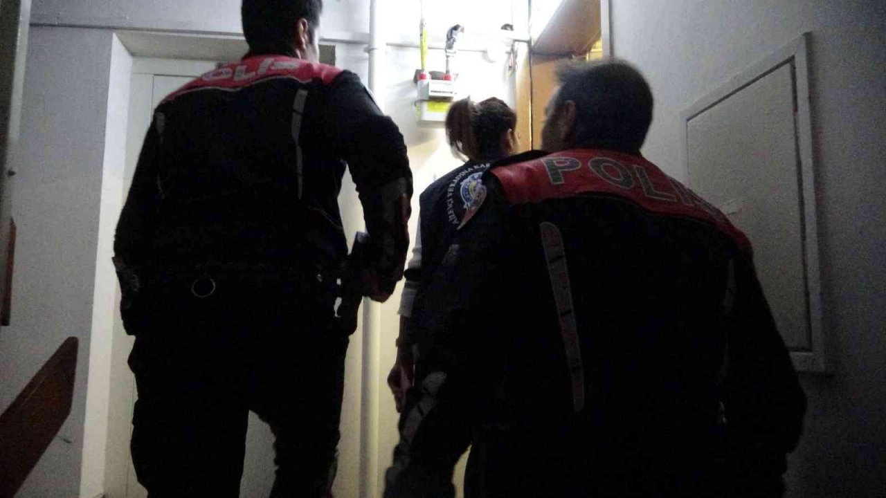 Bursa’da masaj salonlarına denetim yapıldı