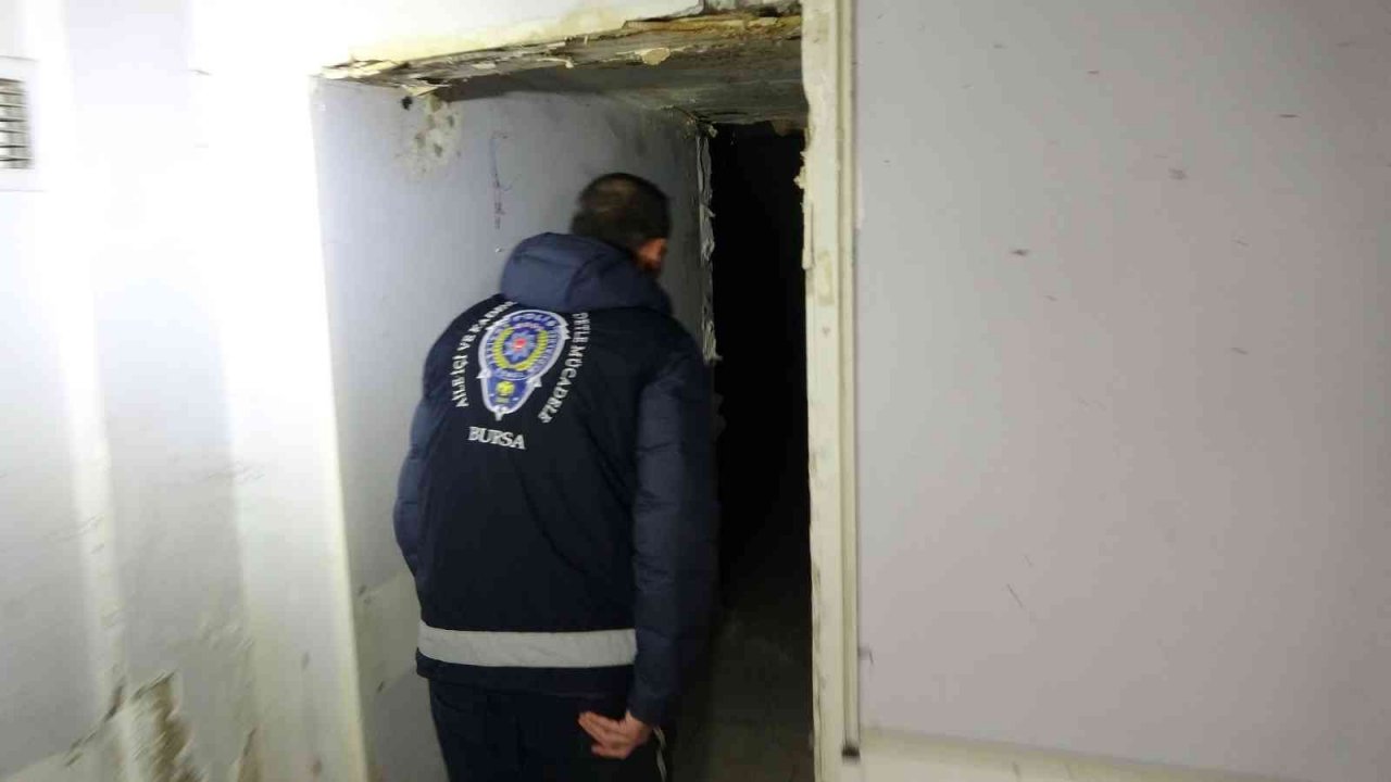 Bursa’da masaj salonlarına denetim yapıldı