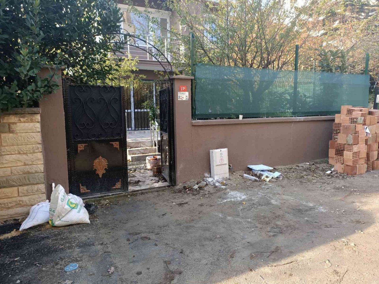 Büyükçekmece’de doğalgaz sızıntısı paniğe neden oldu