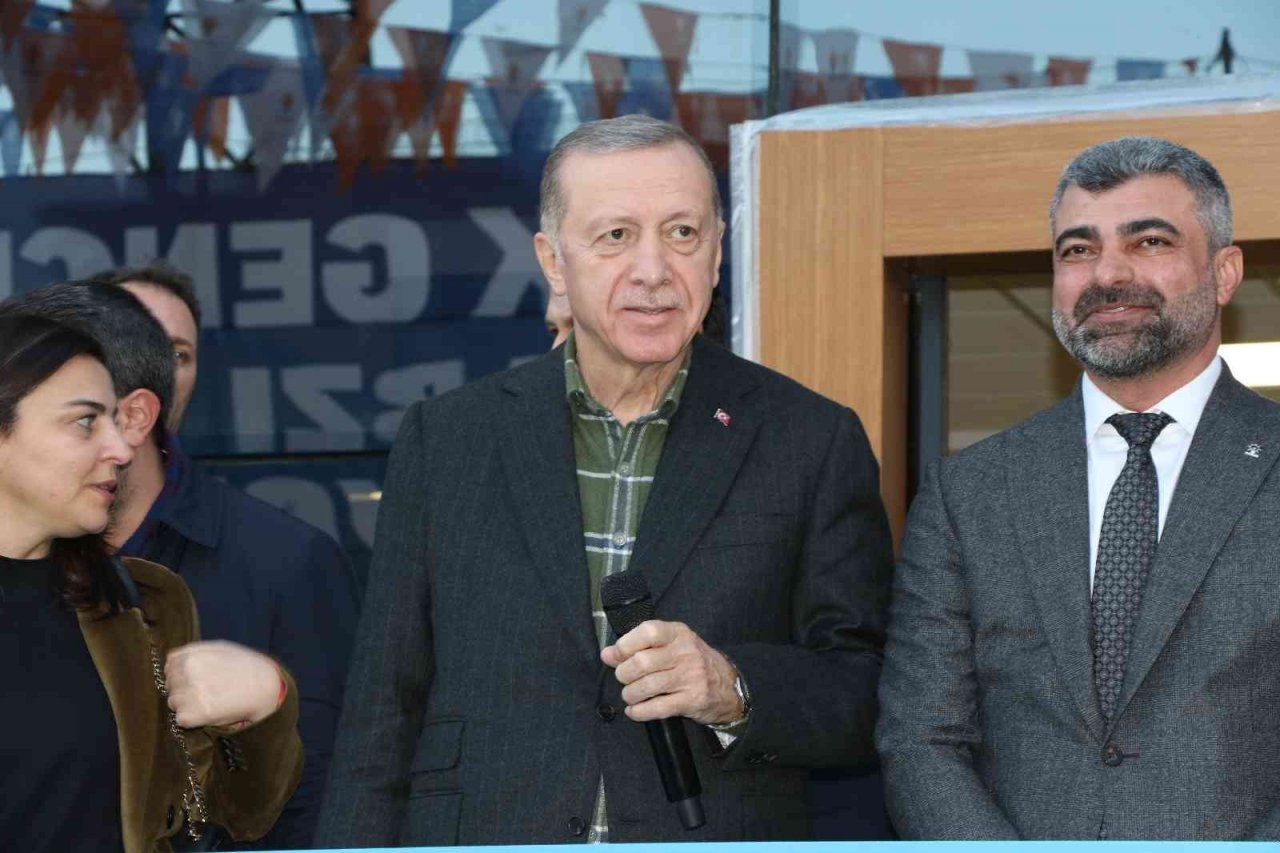Cumhurbaşkanı Erdoğan, Mardin AK Parti İl Başkanlığı binasını hizmete açtı