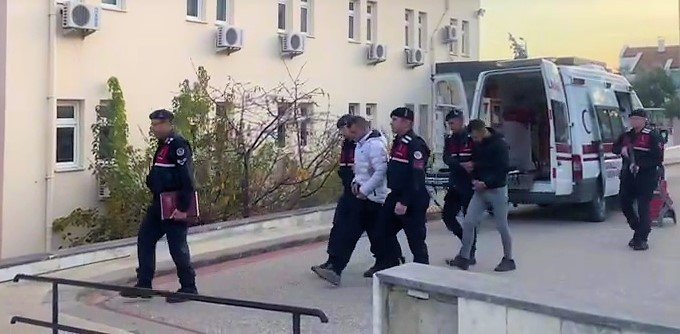 JASAT motosiklet ve kablo hırsızlarını suçüstü yakaladı