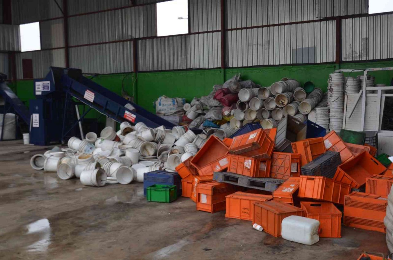 Hatay’da 7 kadın bir araya gelip geri dönüşüm tesisi kurdu