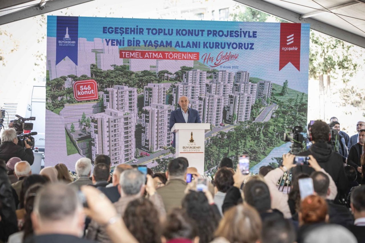 İzmir’de belediye personeli ve dar gelirli aileler için toplu konut projesi