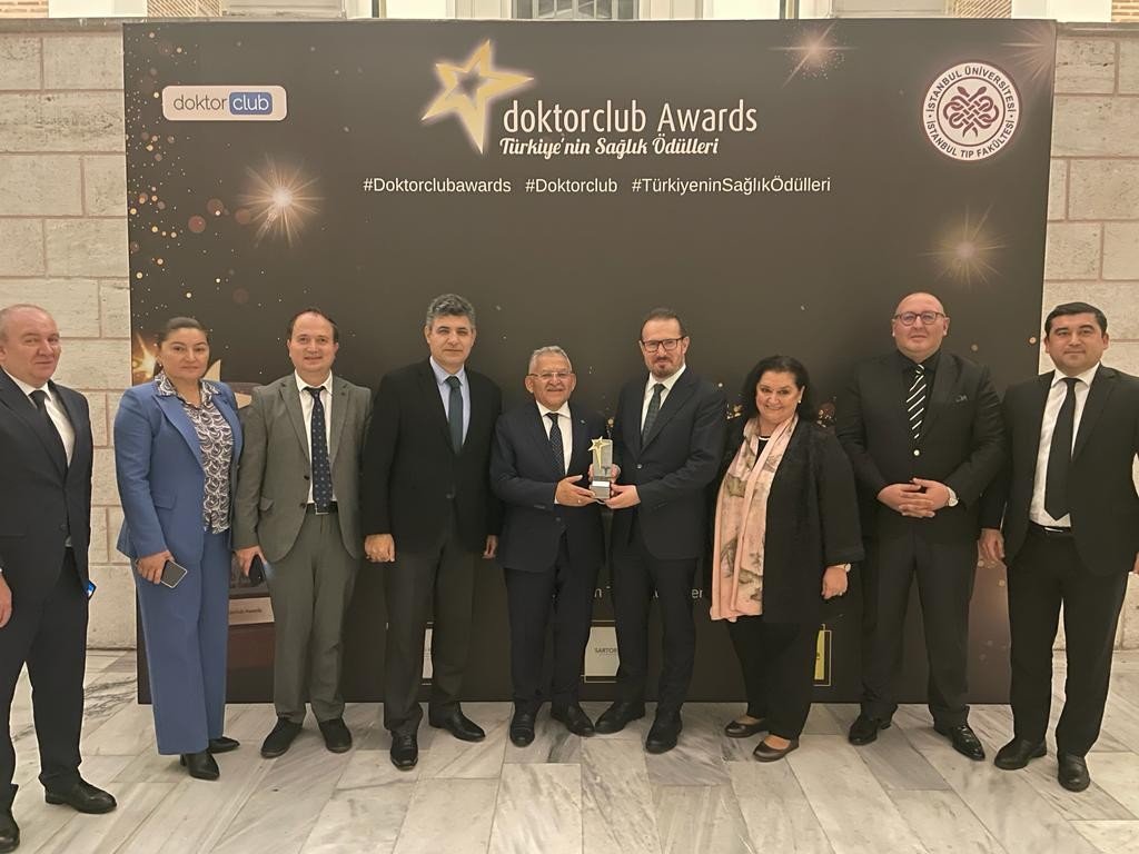 Büyükşehir’in Hospice Projesi’ne ‘yılın yenilikçi uygulaması’ ödülü