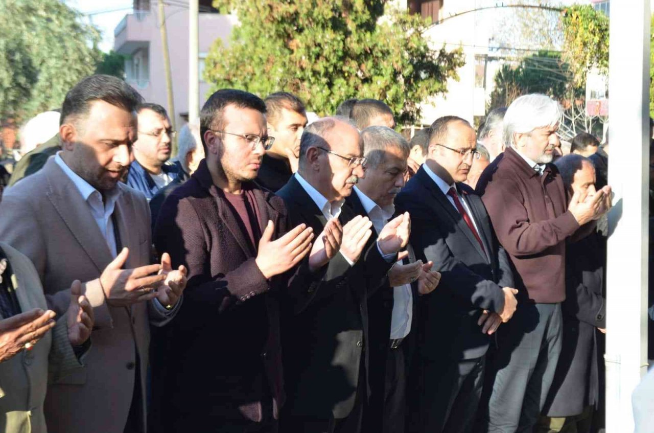 Ahmetli Belediye Başkanı Alhan’ın acı günü