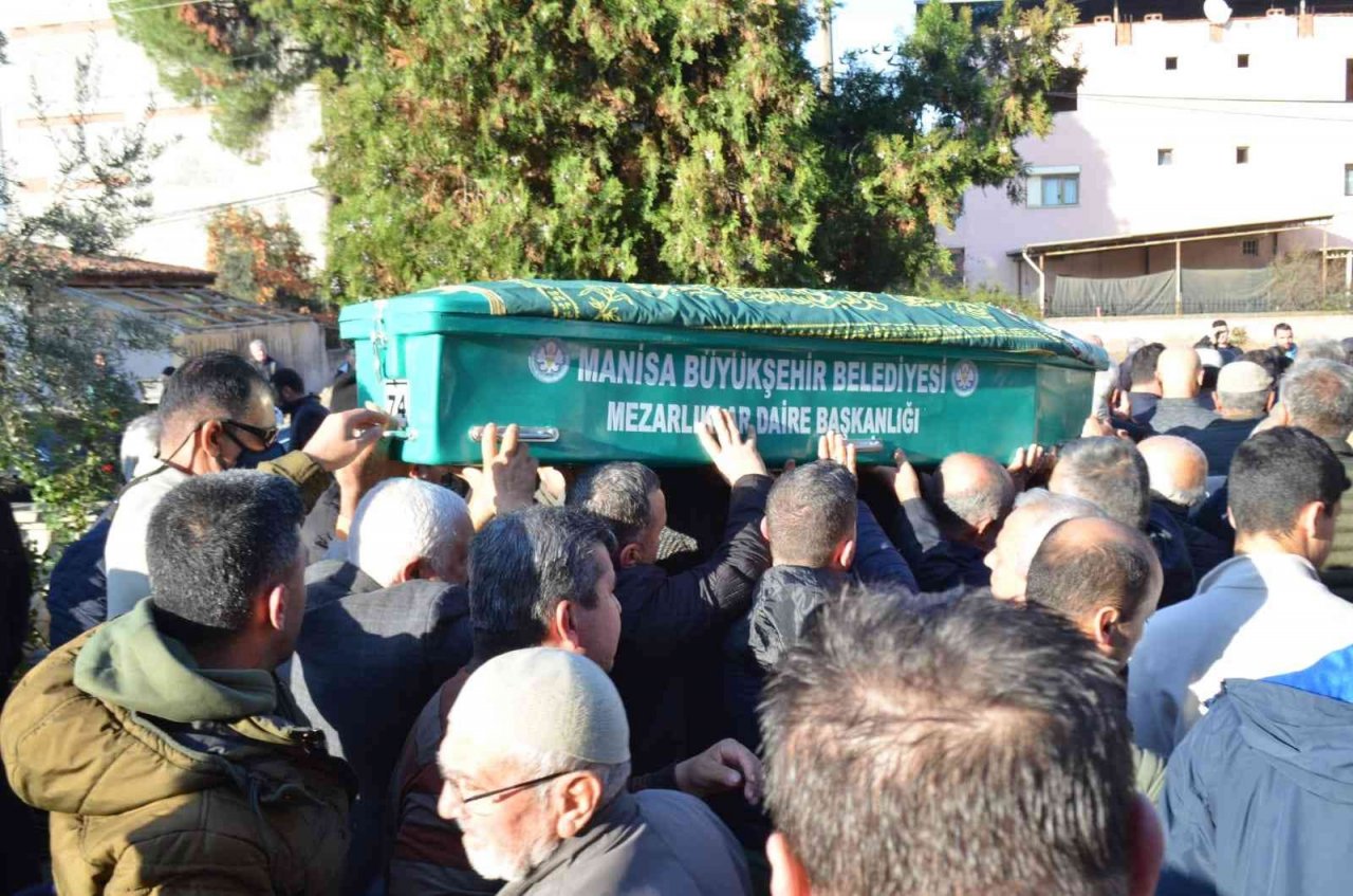 Ahmetli Belediye Başkanı Alhan’ın acı günü