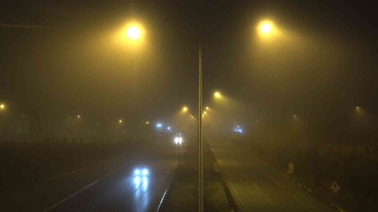 43 ilin geçiş güzergahında sis etkili oldu: Sürücüler zor anlar yaşadı