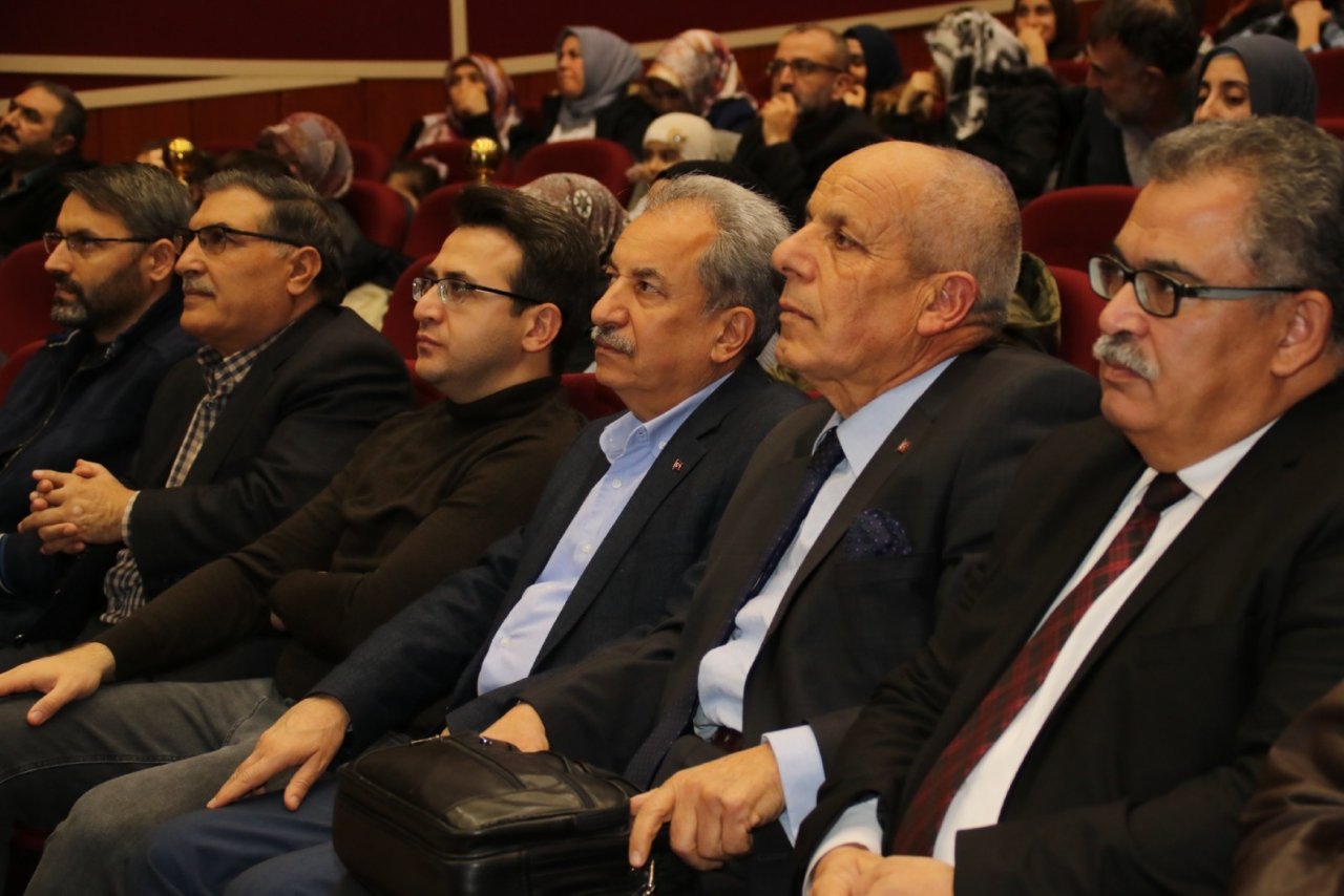 Akşehir’de “Mutlu Yuvanın Sırları” konulu konferans