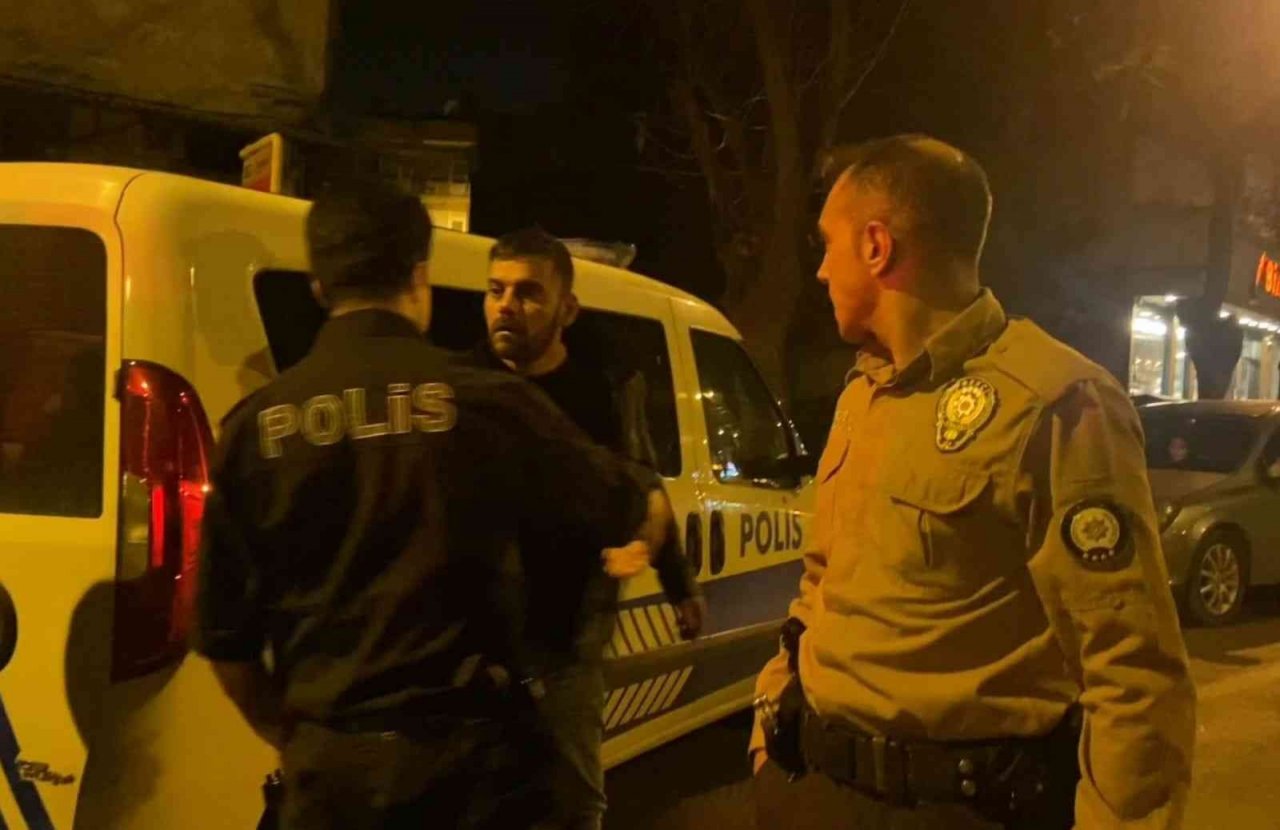 Kovalamaca sonucu yakalanan alkollü ve ehliyetsiz sürücü:" Bizi yaktınız memur bey"