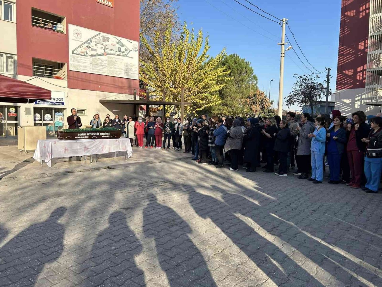 Meslektaşlarından cinayete kurban giden hemşireye son veda