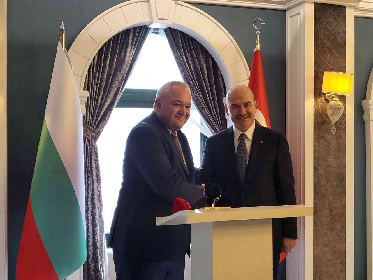 İçişleri Bakanı Soylu, Bulgar mevkidaşı Demerdzhiev ile bir araya geldi