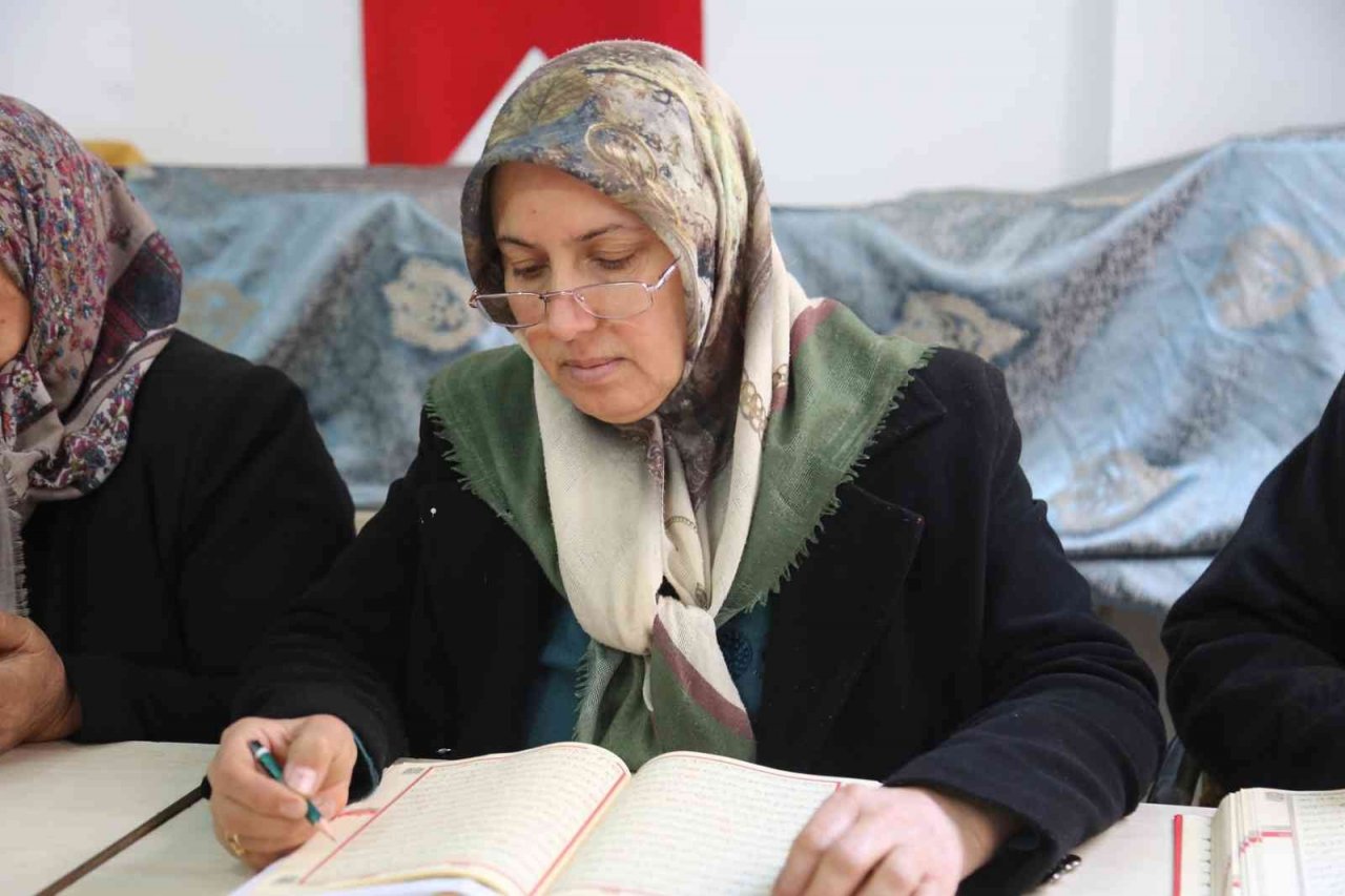 Kadın destek merkezleri yediden yetmişe hizmet veriyor