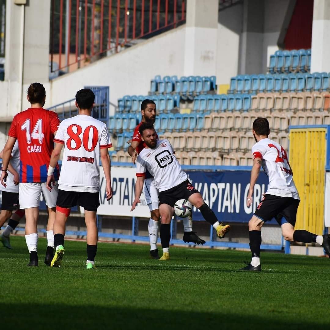 Karabük İdman Yurdu evinde ilk mağlubiyetini aldı