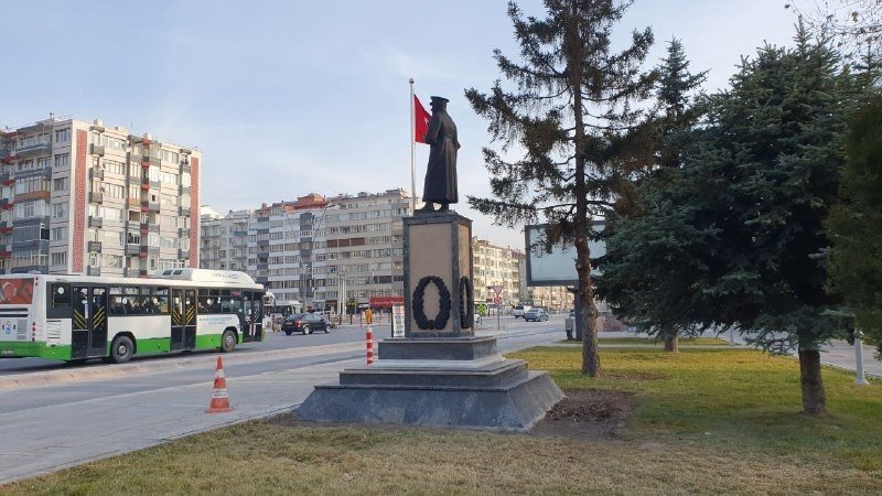 Başkan Büyükkılıç: “Biz belediyeciliğin şov değil, hizmet tarafındayız”