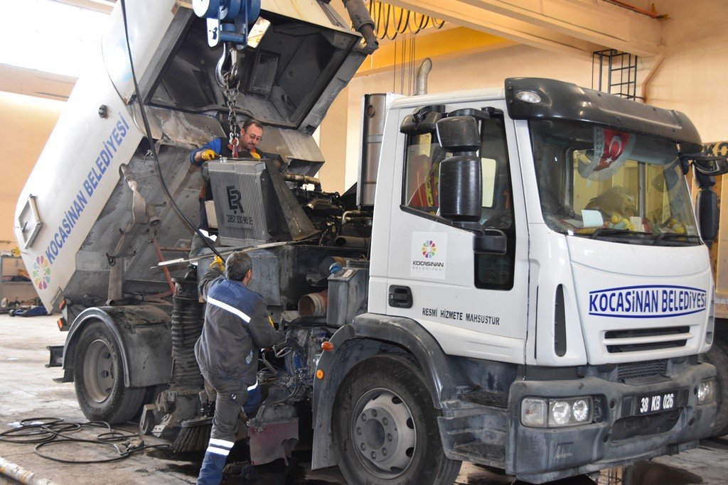 Başkan Çolakbayrakdar: “Atölyemiz, fabrika gibi birçok alanda hizmet üretiyor”