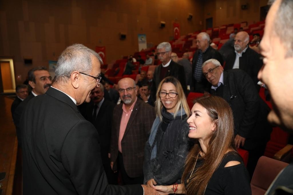 Başkan Tarhan, ’tarım ve devlet’ konulu panelde konuştu