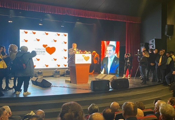 (Düzeltme) TDP Genel Başkanı Mustafa Sarıgül: "Asgari ücreti dört ayda bir güncelleyeceğiz"