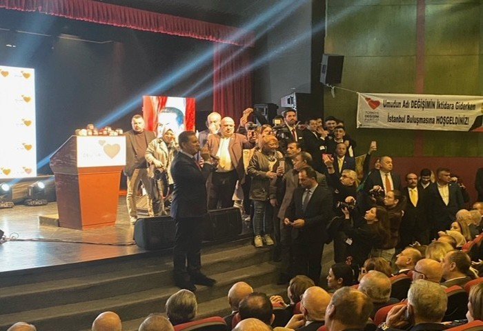 (Düzeltme) TDP Genel Başkanı Mustafa Sarıgül: "Asgari ücreti dört ayda bir güncelleyeceğiz"