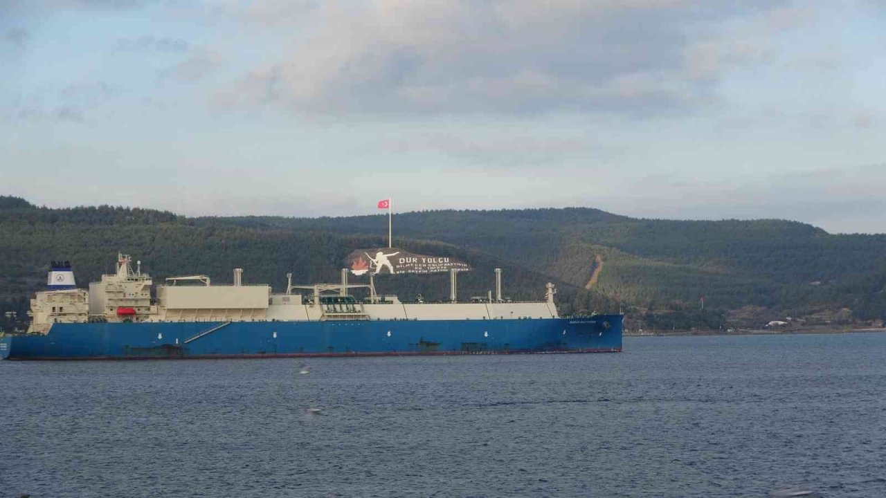 Çanakkale Boğazı’ndan 9 ayda 31 bin 410 gemi geçti