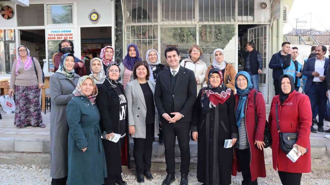 Denizli AK Parti tam kadro sahaya indi