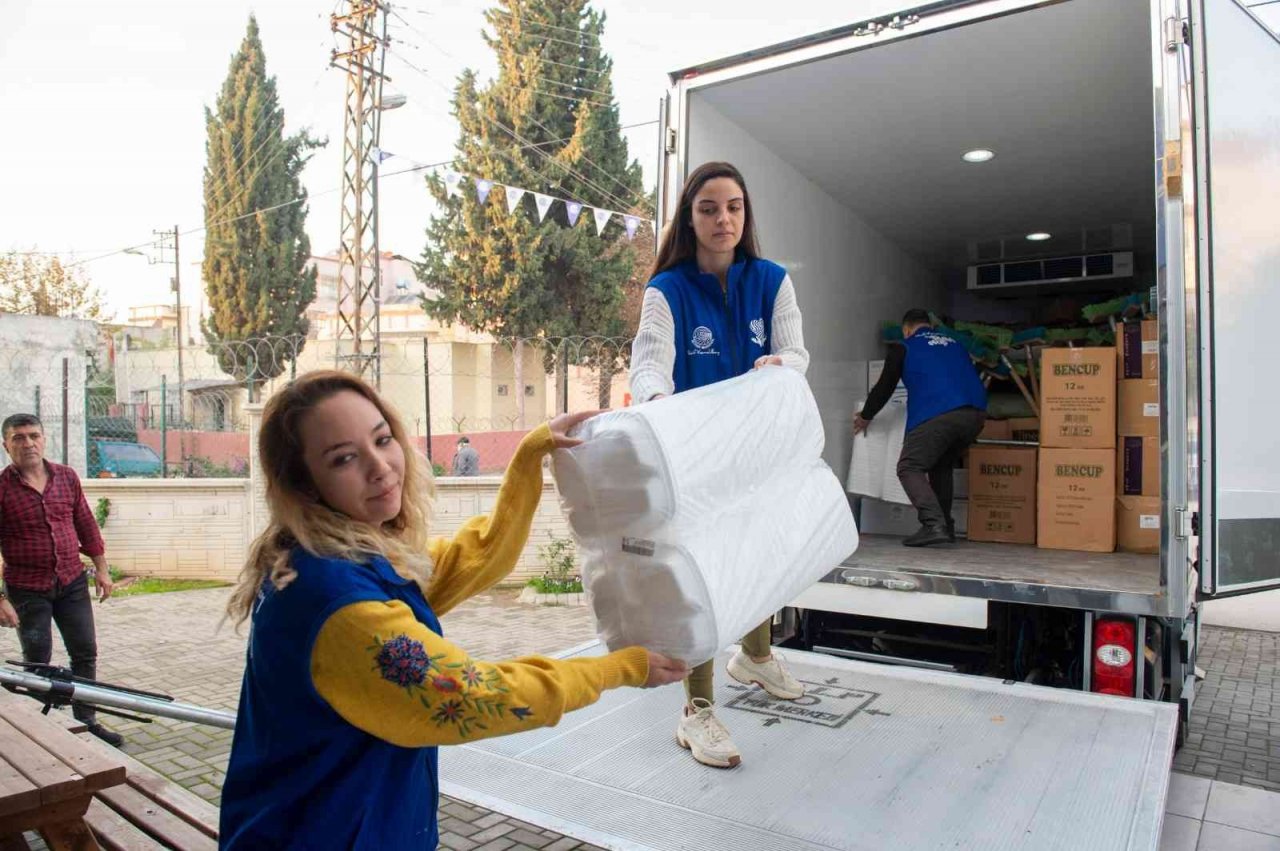 Seyhan Belediyesinden Antalyalı selzedelere yandım