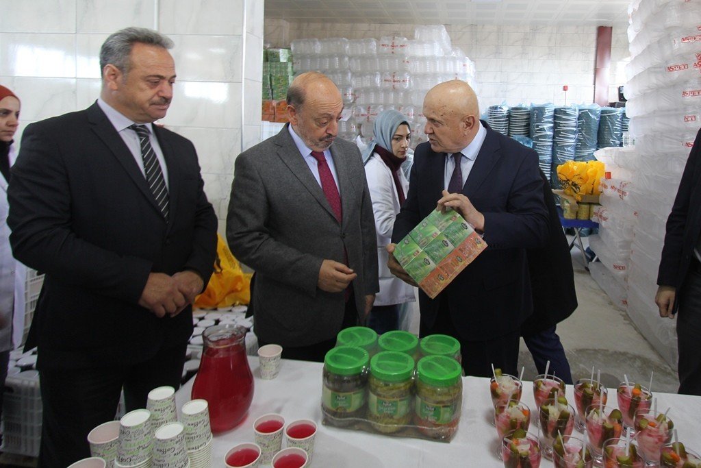 Bakan Bilgin Bayburt Belediyesi Yöresel Ürünler Ve Turşu Fabrikasını gezdi