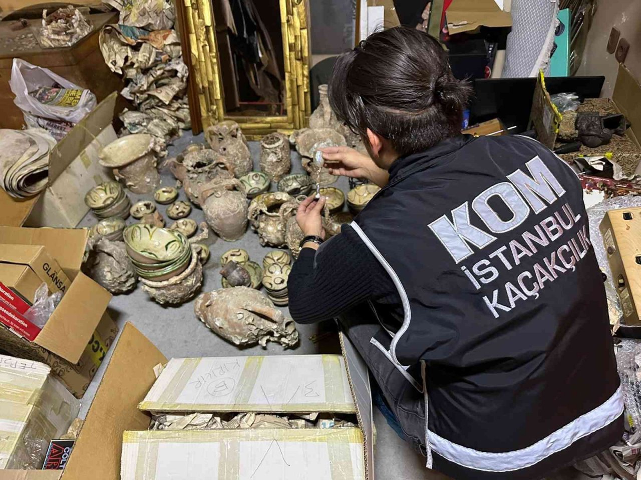 Kadıköy’de yabani hayvan boynuzu operasyonu