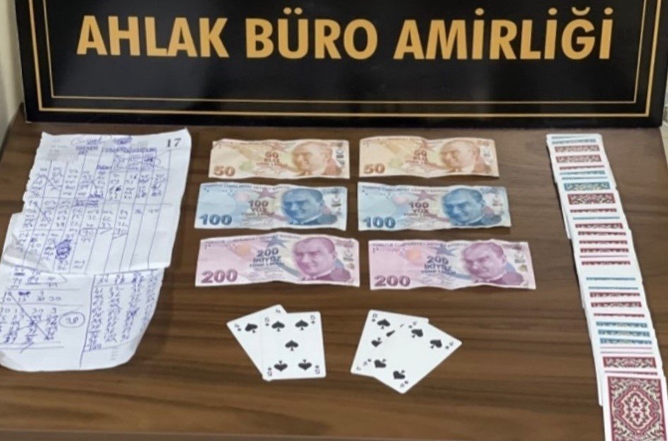 Hırsızlar 80 bin liralık ziynet eşyasını elektrik hattına sakladı