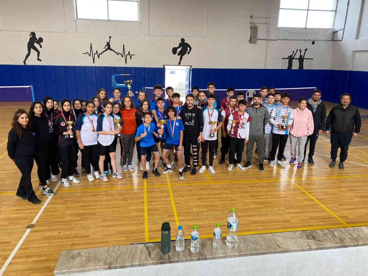 Badmintonda grup birincileri belli oldu