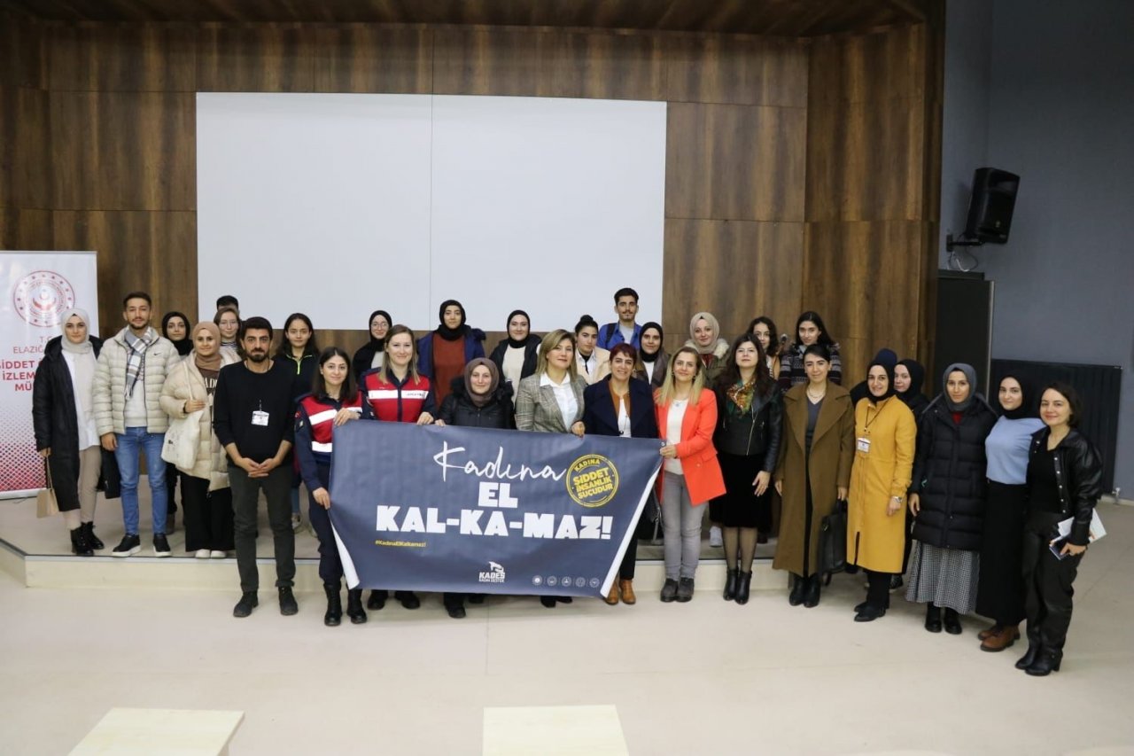 Elazığ’da jandarma ekipleri vatandaşları bilgilendirdi