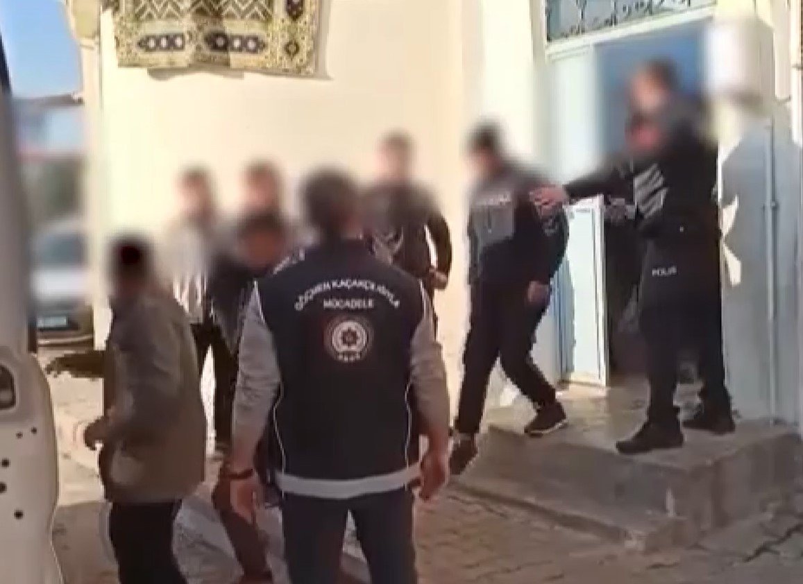 Gaziantep’te 22 düzensiz göçmen yakalandı